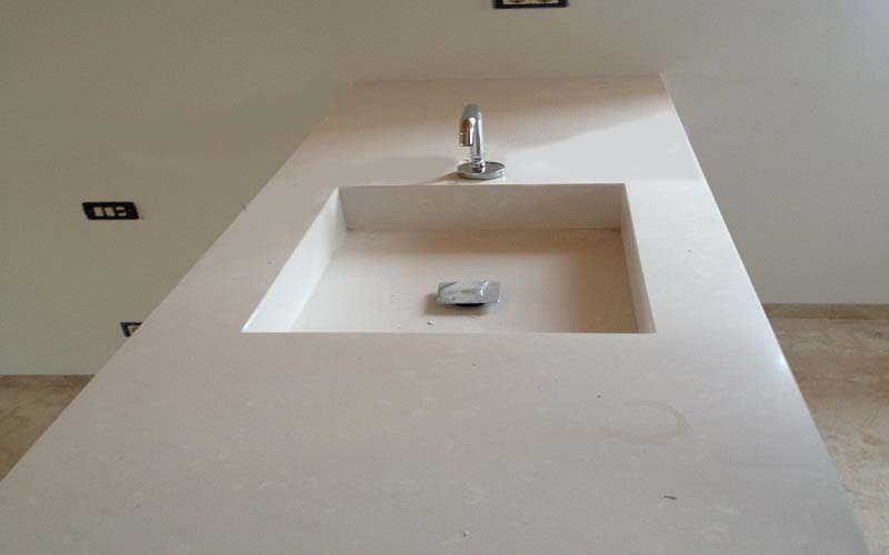 Material: SILESTONE